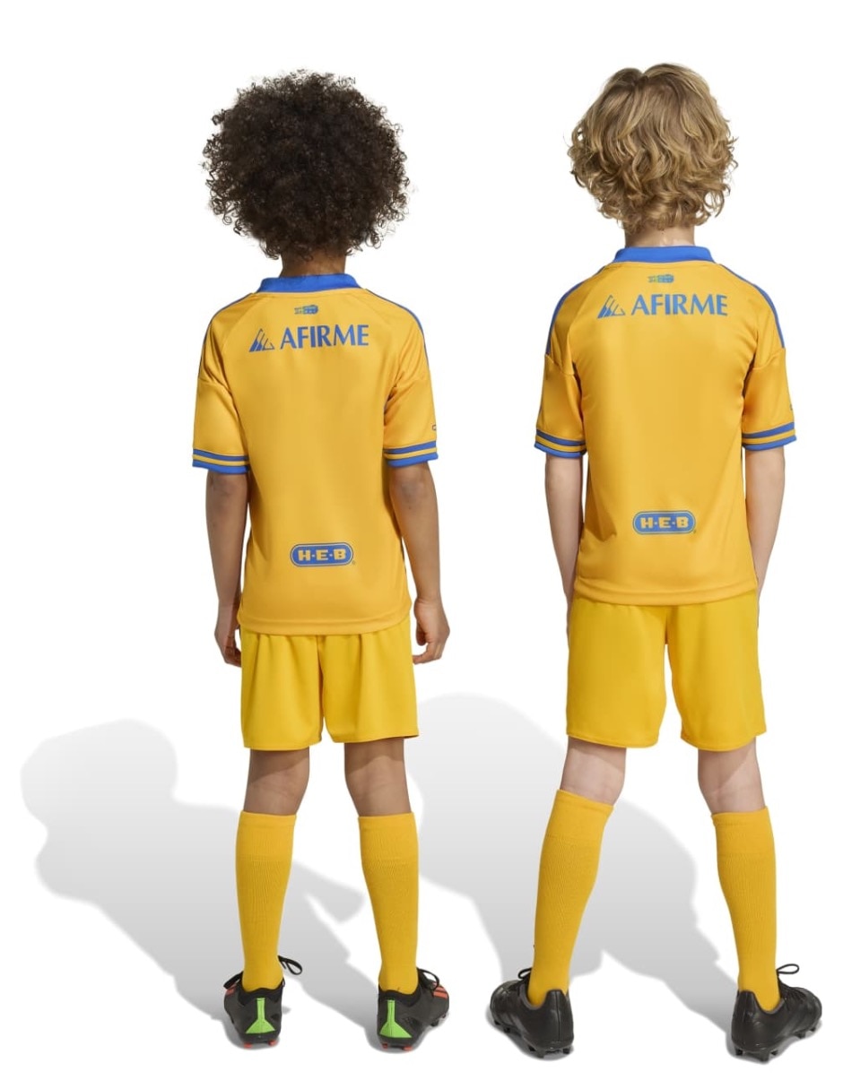 Conjunto deportivo tigres para niño 8
