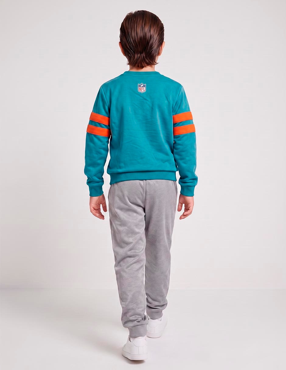 Conjunto deportivo elástico para niño 6