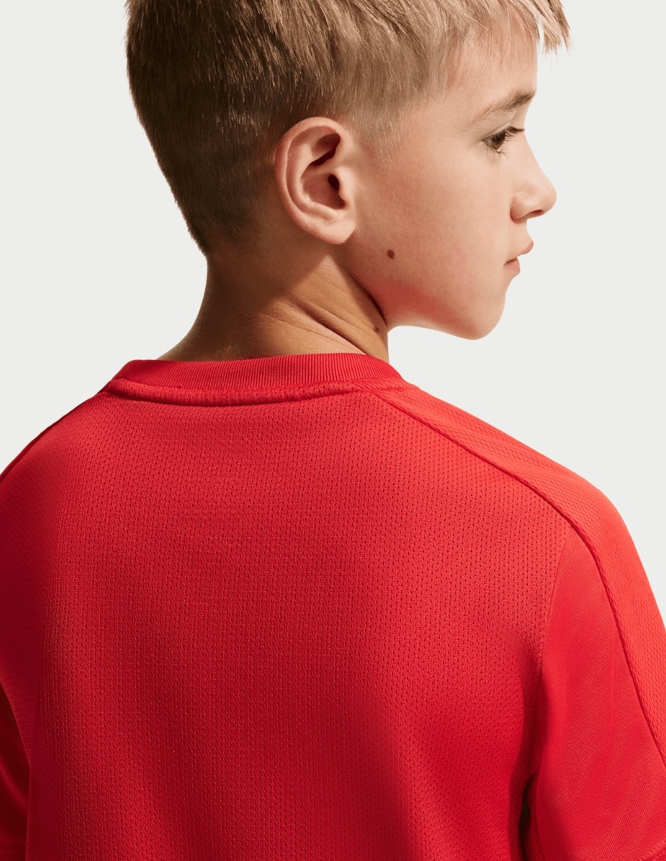 Playera deportiva para entrenamiento de niño