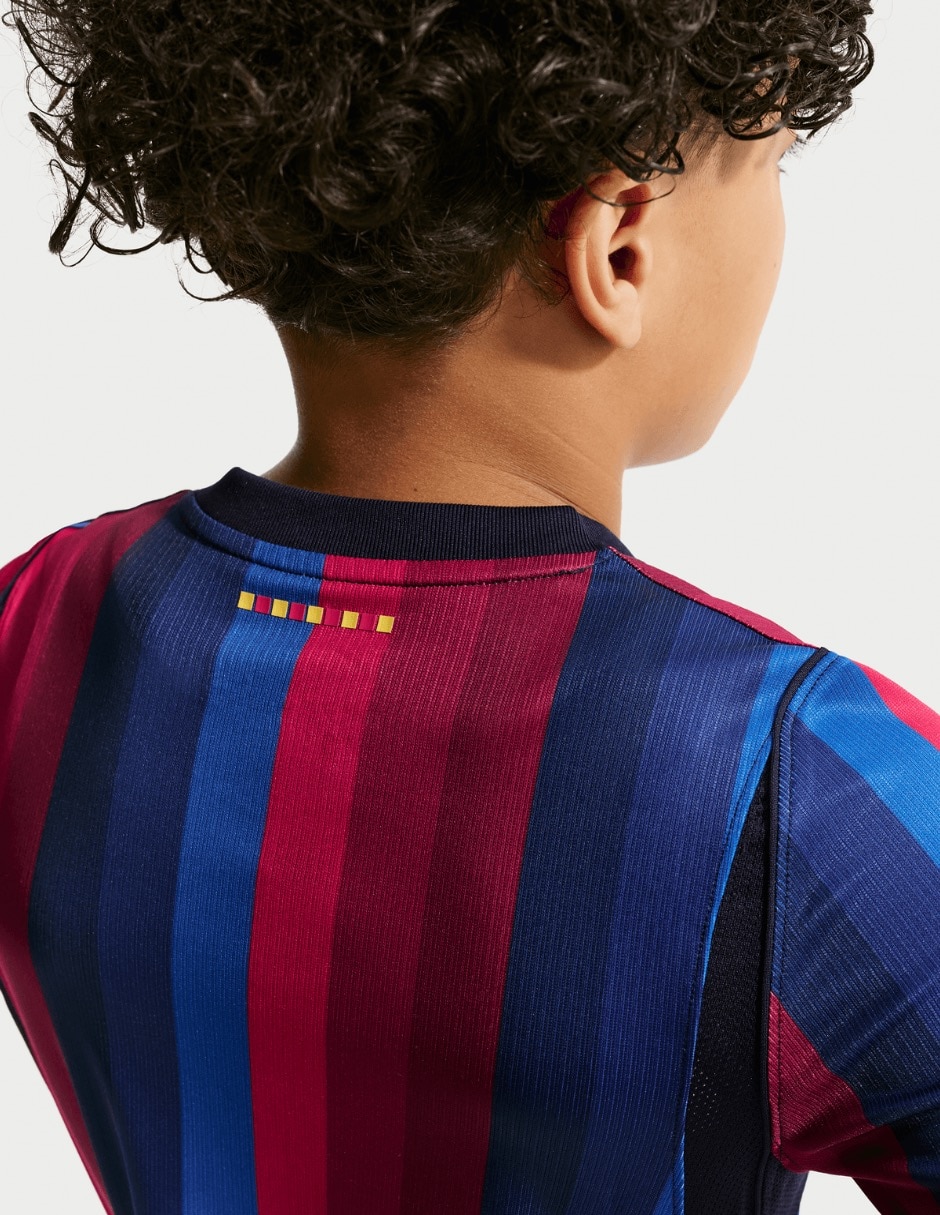 Playera deportiva para fútbol Club Barcelona de niño 3