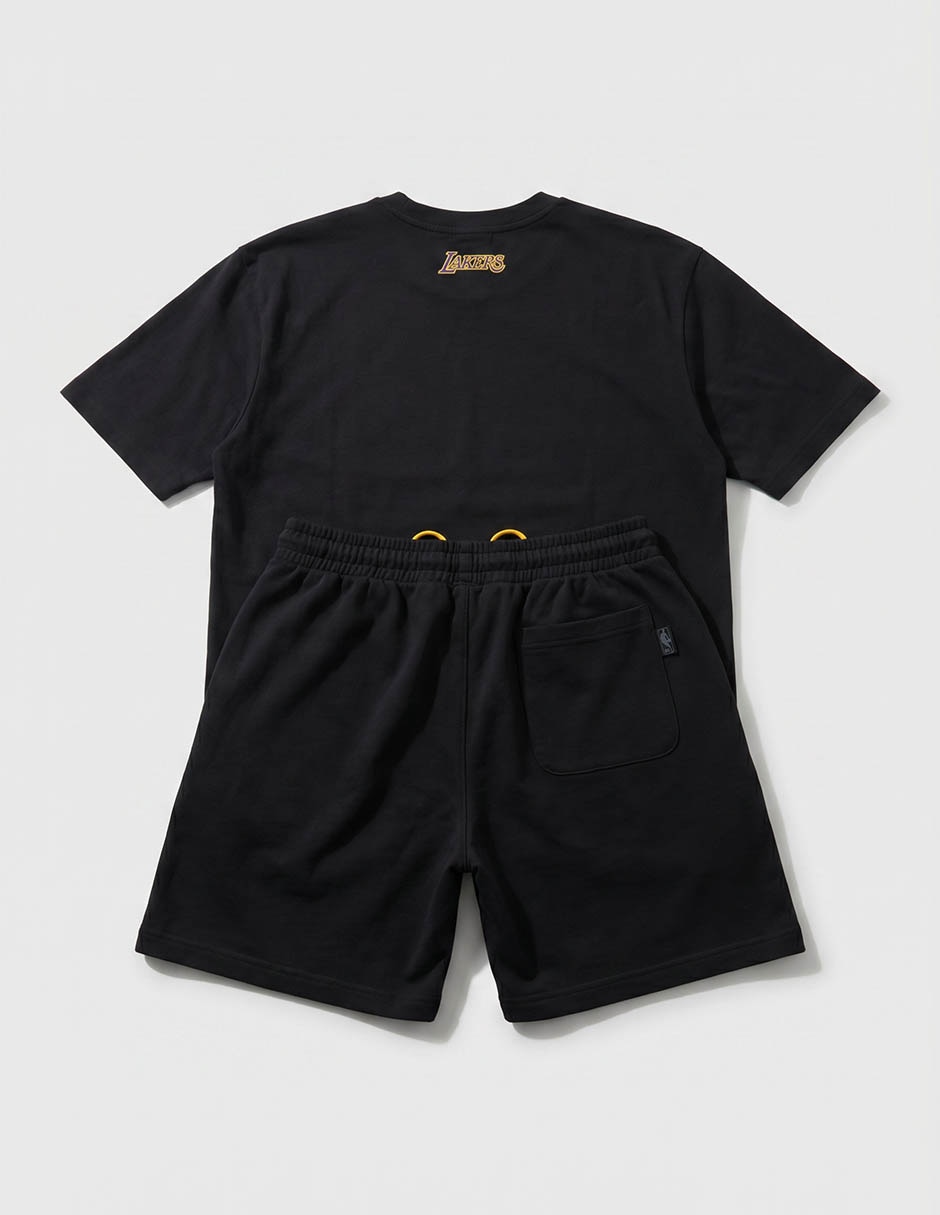 Conjunto deportivo para niño